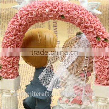 Best Bride and Groom Wedding Gift Sweet Resin Wedding Couple Figurines photo-3