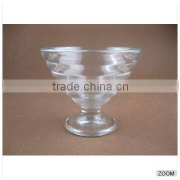 with corrugated glass ice cream bowl / glass ice cream / glassware