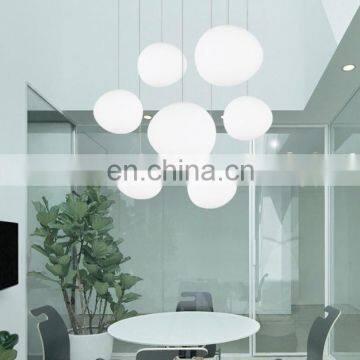 Нестандартные вручную сделанные стеклянные люстры из белого стекла, декоративные подвесные лампы photo-7