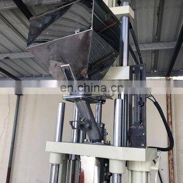 Liyi Vertical PVC Plastic Injection Molding Machine photo-4