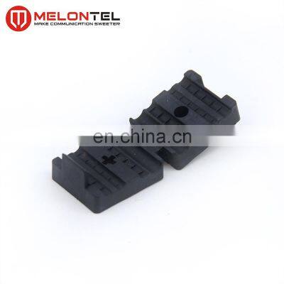 MT-1750 Cheap price black fiber optic cable plastic clip for FTTH