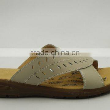 Hot Selling Sandals for Women Soft Sandals With RB Outsole