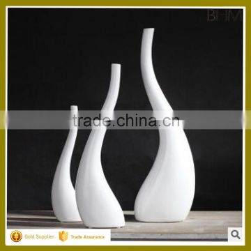 2016 hot sell modern simple plain cermaic art minds white vase set for hotel decor