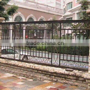 2013 Top-selling modern wrought iron garden fencing