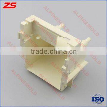 Medical device plastic injection molding with mold making service