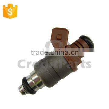 Auto Engine Petrol Gas Fuel Injector 25182404 For Chevrolet Optra