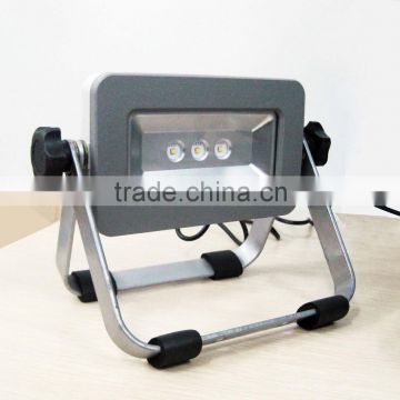 10W LED WORK light with hook with car charger and adapter 100LM CE EMC