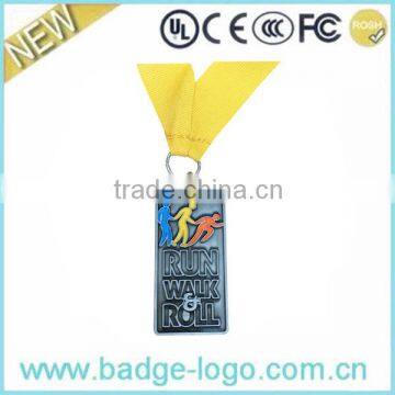 New Souvenir Medals for Cancer Society Volunteers