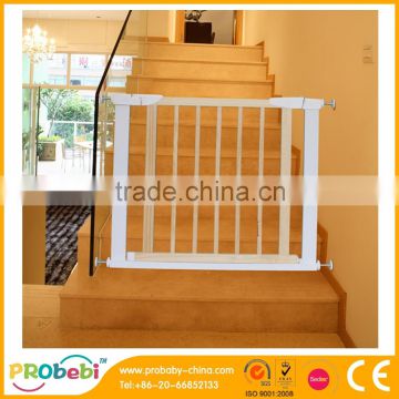 SG004 wooden kid safety gate