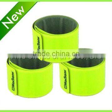 2015 Promotion Gifts Reflective Yellow Ankle/Arm Bands Snap Band Slap Wrap Ideal for Runners photo-3
