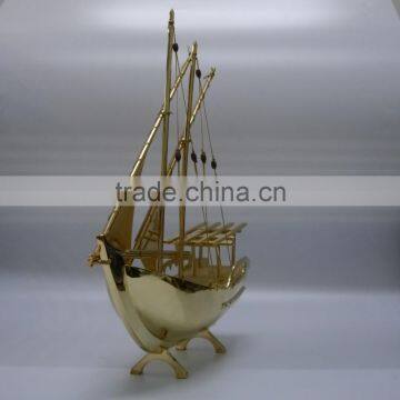 Noble Customized Made Golden Crystal Arab Dhow For Wedding Favors And Islamic Souvenirs Gifts photo-3