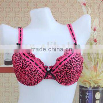 2016 best quality pink /black belt bra panty set for women