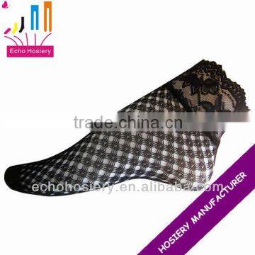 Fishnet ankle socks