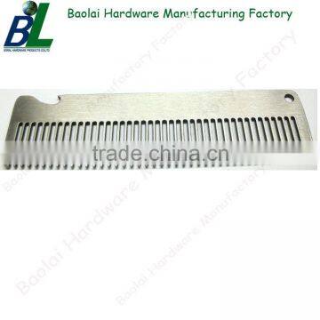 Large zamak bottle opener in comb shape for mens