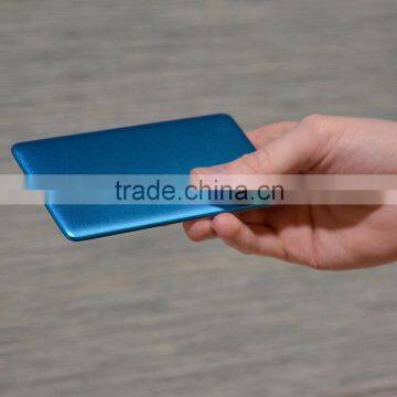2016 fashionable the world's ultra thin small size powerbank 3200mah for smartphone