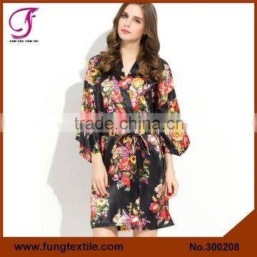 FUNG 3002 New Flower Silky Satin Short Kimono Robe