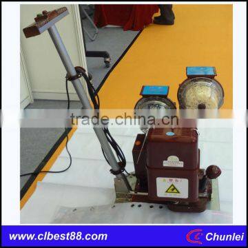 Automatic eyelet punching machine