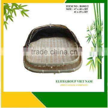 100% Natural bamboo with bamboo food tent.