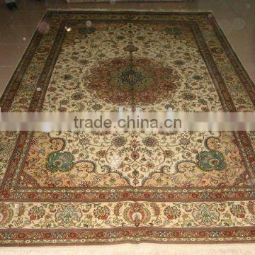 hand knotted silk carpets