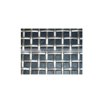 Crimped wire mesh