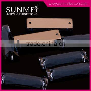 Fashion Manufacturer in Taiwan of Sew-On Plastic Diamonds Accessories for Woman