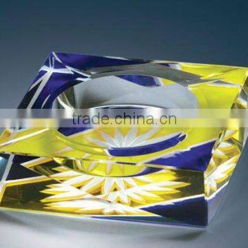 small order crystal ashtray,crystal smoking accessory with engraved logo color for bar decorations (R-1013