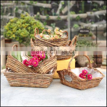 China Lastest Design Wicker Baskets