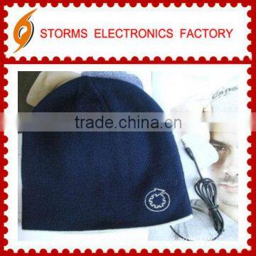 Unique design winter music hat earphone for keeping warm