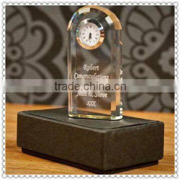 Professional 3D Laser Crystal Clock For Business Gifts