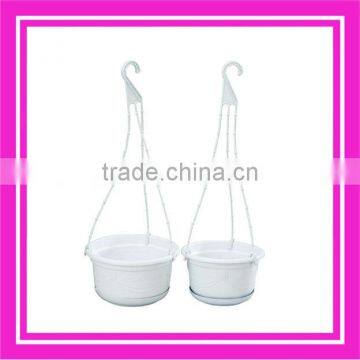 Plastic flower pots with hanger