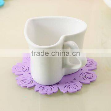 Supply creative fashion Pierced Rose silicone insulation pad / cup mat --purple