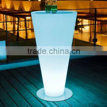 led cylinder chair/led bar table