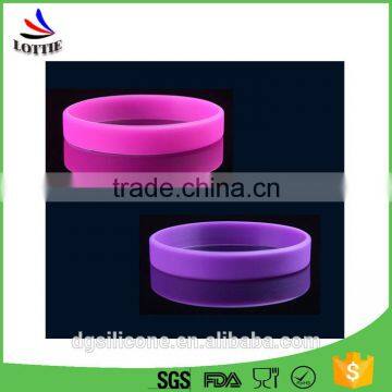 Promotional Colorful Debossed Cheap Custom Silicone Wristbands photo-3