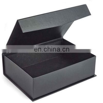 Custom luxury folding gift box with magnetic closure for cosmetic packaging