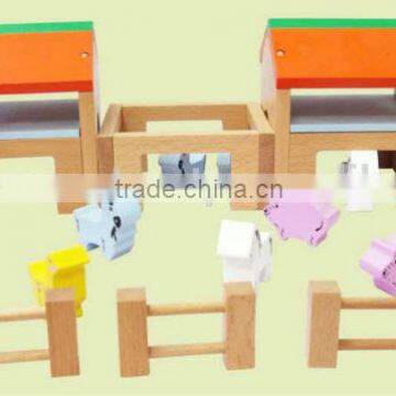 Wooden Animal Farm Block