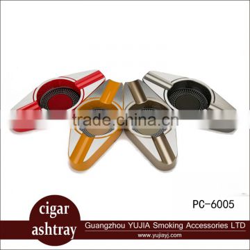 Guangzhou YuJia custom zinc alloy cigar ashtray two cigars ashtray with good quality