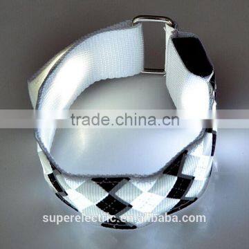 China Manufacturer OEM Light up Armlet High Quality Nylon Sport Flashing Led Armband for Running Quality Choice