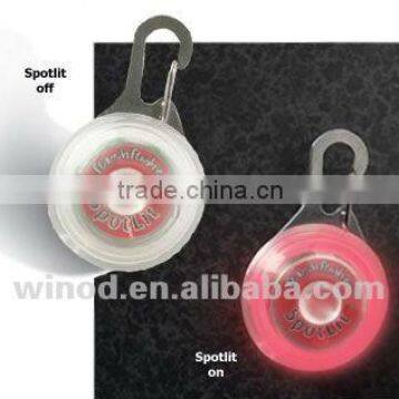 Novelty promotional giftsalibaba express plastic flashlight keychain