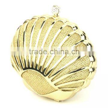 Lady Box Scallpoed Shell Metal Cluth photo-2
