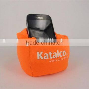 Mobile phone holder for desk