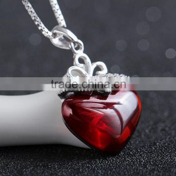 SCI116 big red garnet heart locket necklace