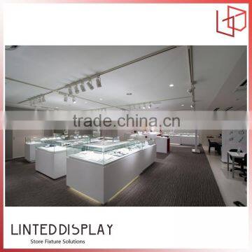 High level used jewelry showcases