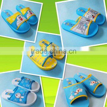 KIDS EVA SLIPPERS WITH RETAIL HANGER Stock lot
