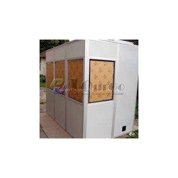 simultaneous translation booths for 3 person