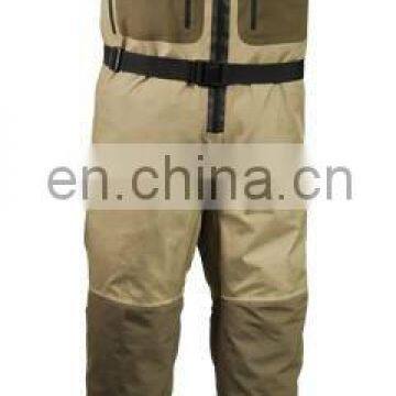 Breathable zip lock wader