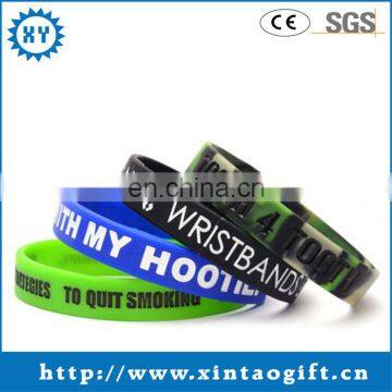 2017 cheap promotion silicone bracelet personalized