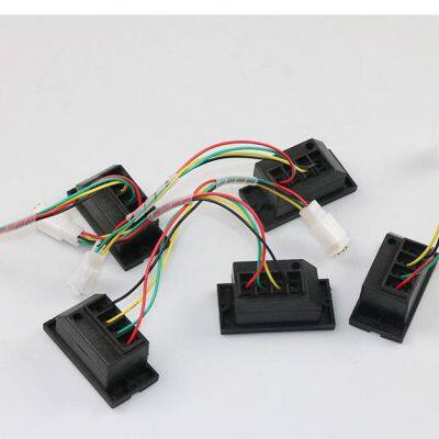 Tela Elétrica L-6T com Resolução de 1280x800 e Brilho de 500cd/m²