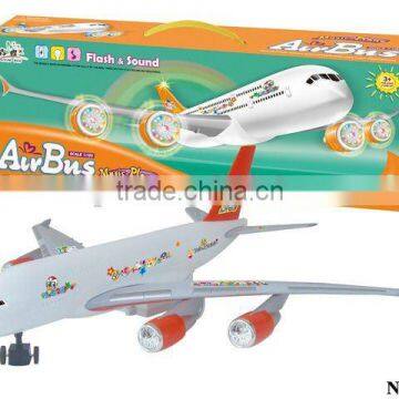 1/100 Friction Model Plane Toy W/light (plastic toys)