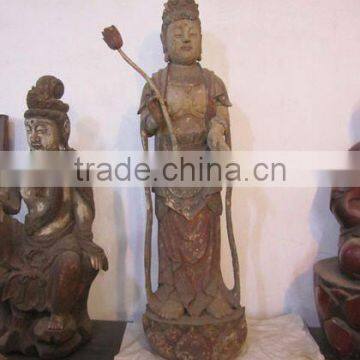 wood Guanyin statue