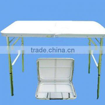 Outdoor folding table with Aluminum frame/ Easy carry folding table